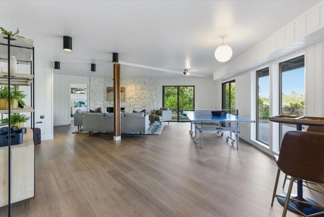 27000 Appaloosa Way, Los Altos Hills, CA 94022