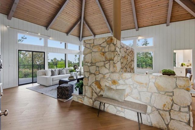27000 Appaloosa Way, Los Altos Hills, CA 94022