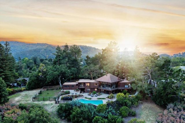 27000 Appaloosa Way, Los Altos Hills, CA 94022