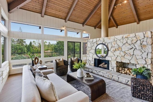 27000 Appaloosa Way, Los Altos Hills, CA 94022