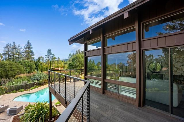 27000 Appaloosa Way, Los Altos Hills, CA 94022
