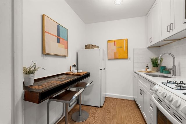 50 Follen St 109, Cambridge, MA 02138