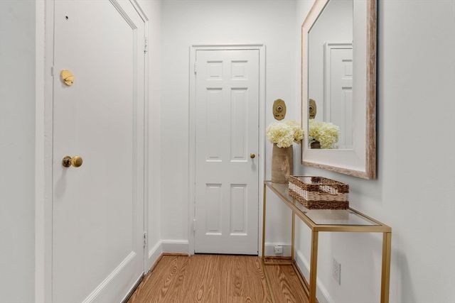 50 Follen St 109, Cambridge, MA 02138