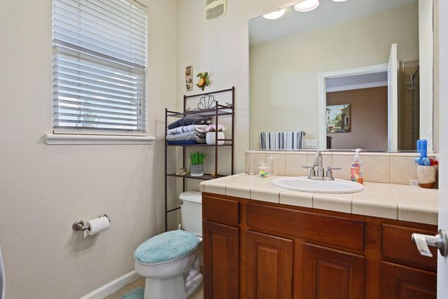 7910 Walerga Rd #203, Antelope, CA 95843