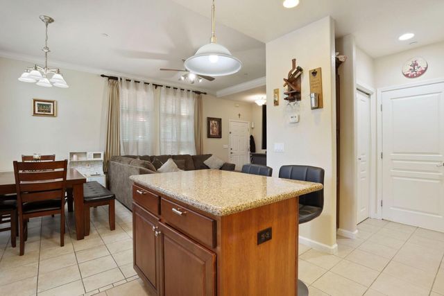 7910 Walerga Rd #203, Antelope, CA 95843