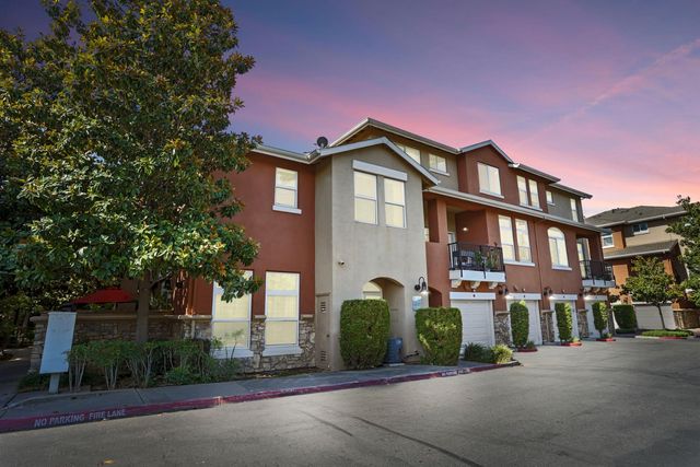 7910 Walerga Rd #203, Antelope, CA 95843