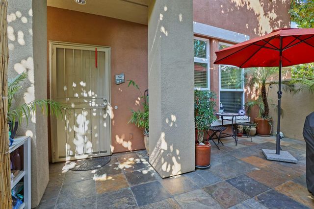 7910 Walerga Rd #203, Antelope, CA 95843