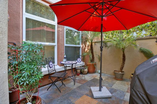7910 Walerga Rd #203, Antelope, CA 95843