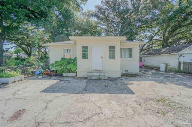 700 Lynch St, Pensacola, FL 32505