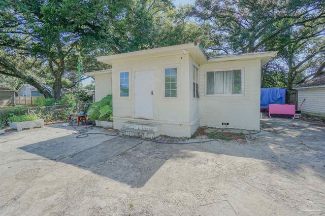 700 Lynch St, Pensacola, FL 32505