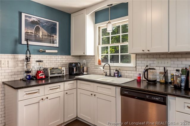2718 Morganton Road, Fayetteville, NC 28303