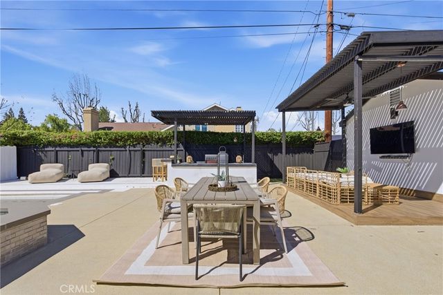 23143 Leonora, Woodland Hills, CA 91367