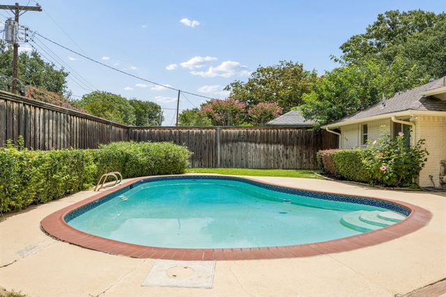 7635 Tanglecrest Drive, Dallas, TX 75254