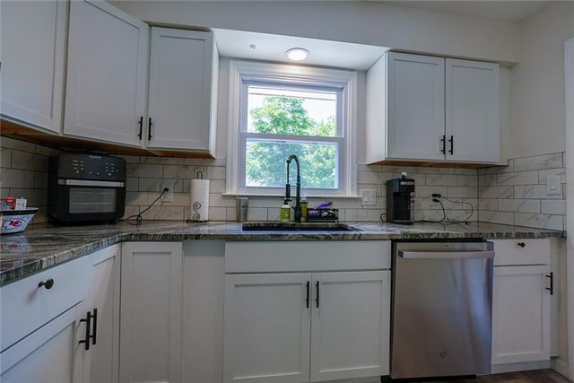 3916 S Grant Avenue, Independence, MO 64055