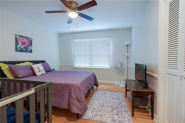 3916 S Grant Avenue, Independence, MO 64055