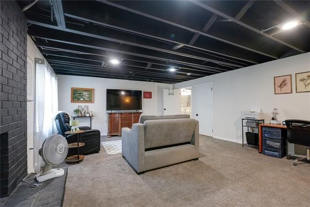 3916 S Grant Avenue, Independence, MO 64055