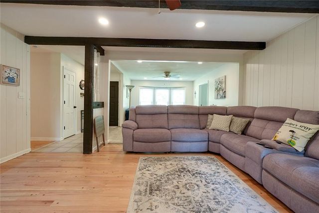 3916 S Grant Avenue, Independence, MO 64055