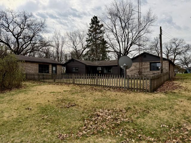 4740 E 100 N, Knox, IN 46534