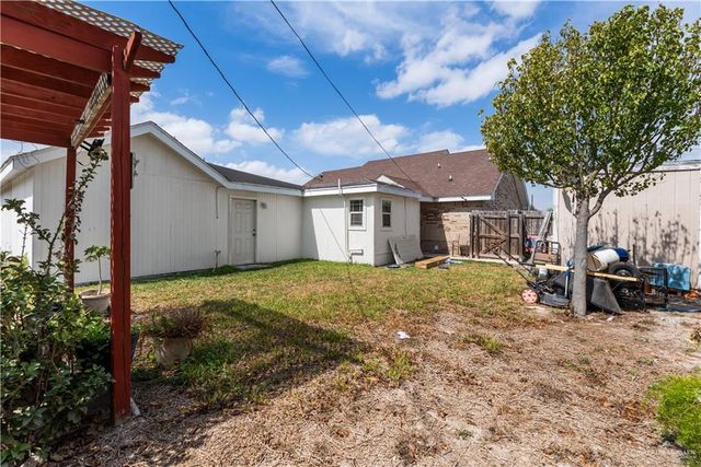 708 N Mexico Street, Alton, TX 78573