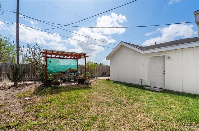 708 N Mexico Street, Alton, TX 78573