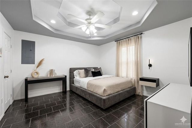 708 N Mexico Street, Alton, TX 78573