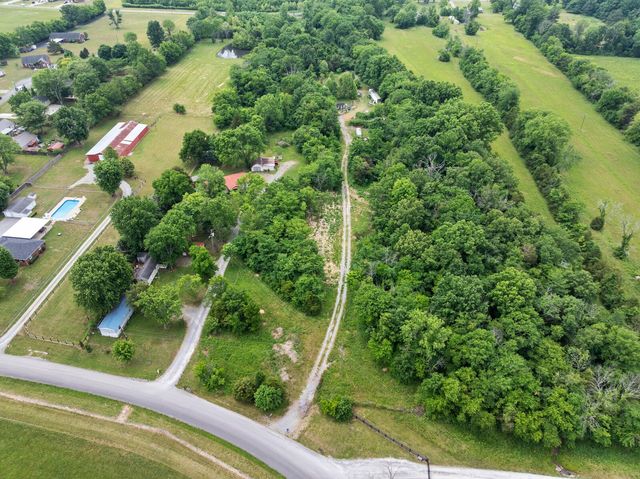 1901 Central Valley Rd, Murfreesboro, TN 37129