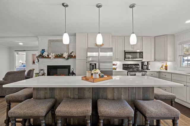 1129 Duboise Drive, Summerton, SC 29148