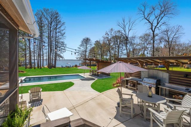 1129 Duboise Drive, Summerton, SC 29148