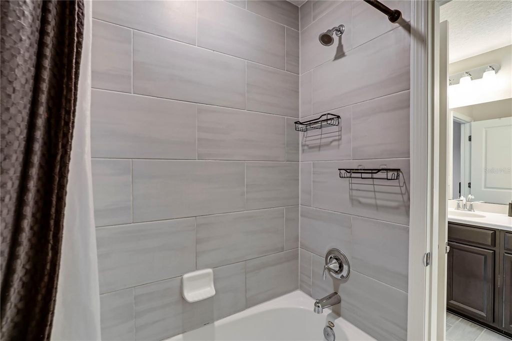 Image 37 of property listing at 519 TYNES BOULEVARD, Middleburg, FL 32068