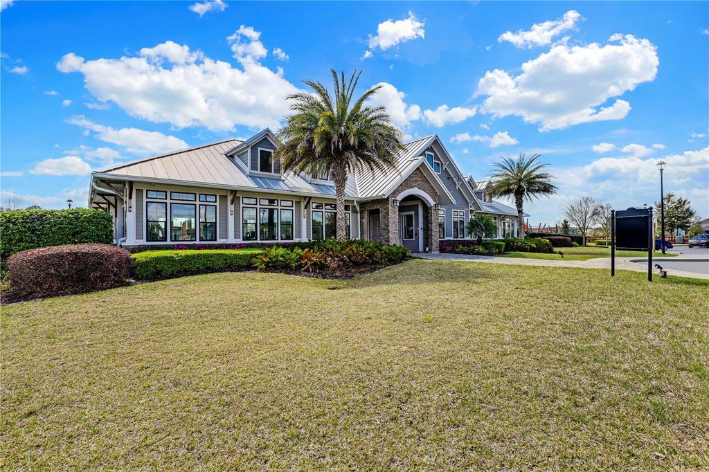 Image 45 of property listing at 519 TYNES BOULEVARD, Middleburg, FL 32068