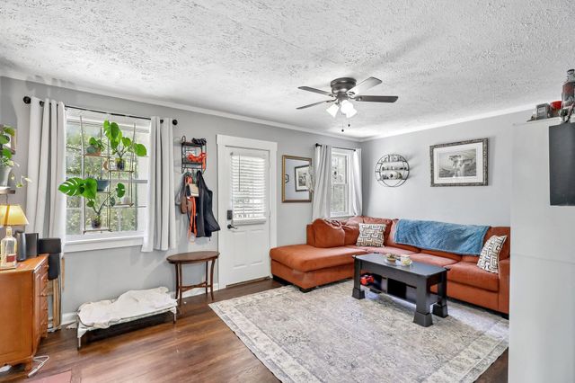 1733 Amsterdam Road, Fort Wright, KY 41011