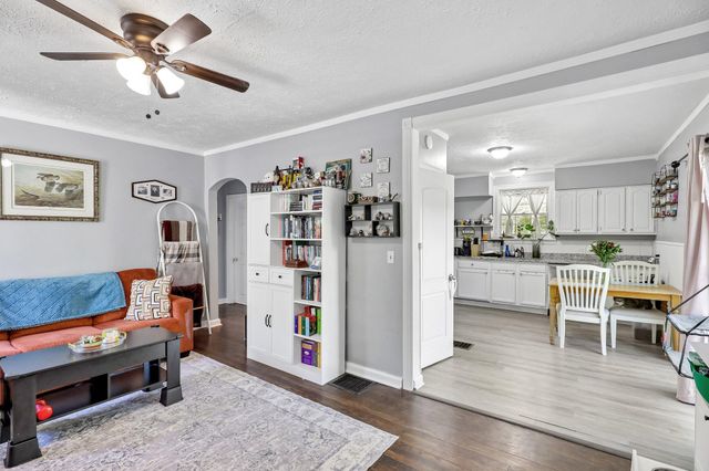 1733 Amsterdam Road, Fort Wright, KY 41011