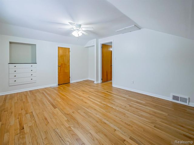 203 Pare Street, Clawson, MI 48017