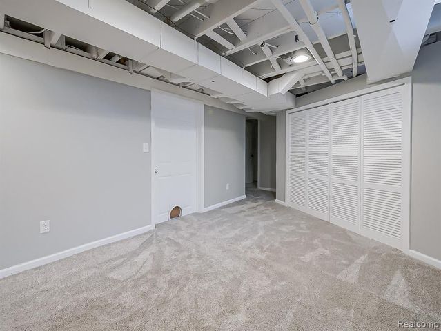 203 Pare Street, Clawson, MI 48017