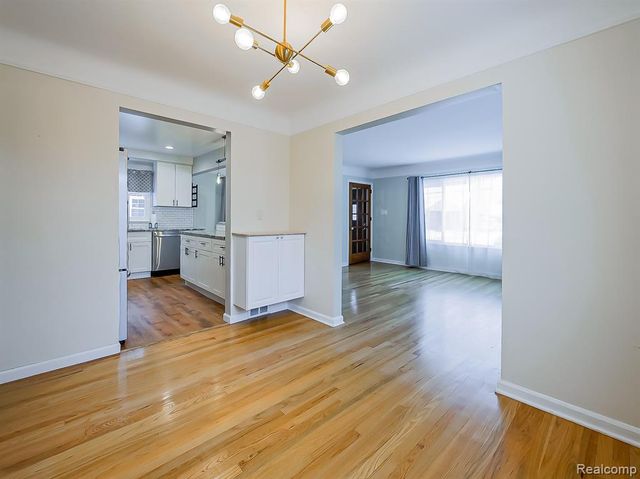 203 Pare Street, Clawson, MI 48017