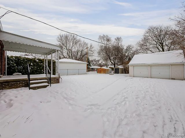 203 Pare Street, Clawson, MI 48017