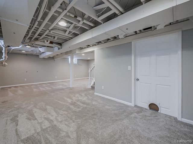 203 Pare Street, Clawson, MI 48017