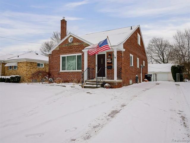 203 Pare Street, Clawson, MI 48017