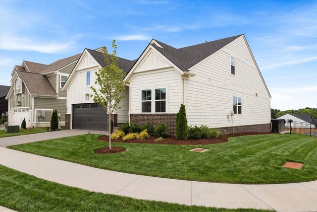 1369 Ashton Park Dr, Mount Juliet, TN 37122