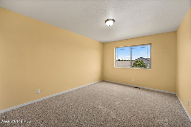 1543 N Chetco DR, Post Falls, ID 83854