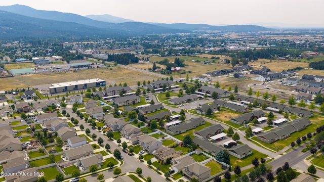 1543 N Chetco DR, Post Falls, ID 83854