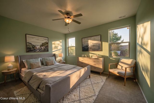 1543 N Chetco DR, Post Falls, ID 83854