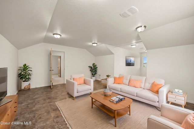 1543 N Chetco DR, Post Falls, ID 83854