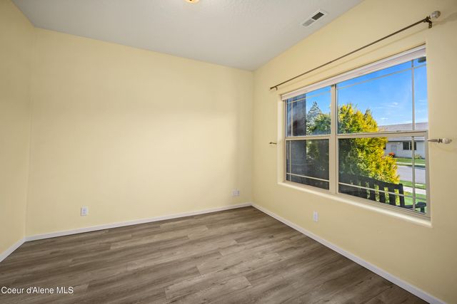 1543 N Chetco DR, Post Falls, ID 83854
