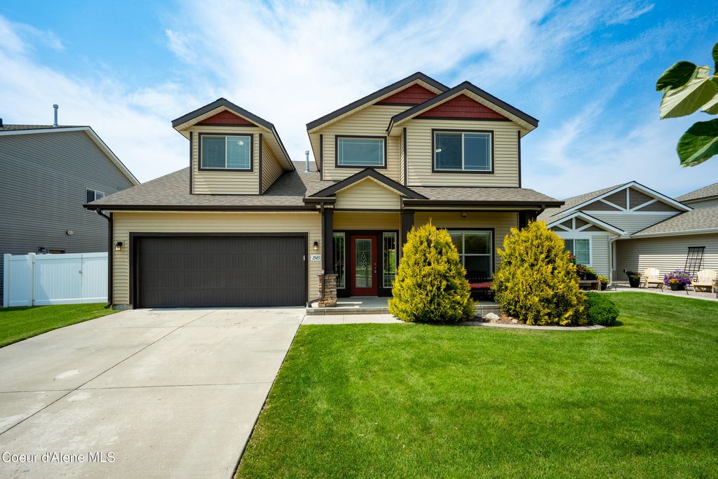 1543 N Chetco DR, Post Falls, ID 83854