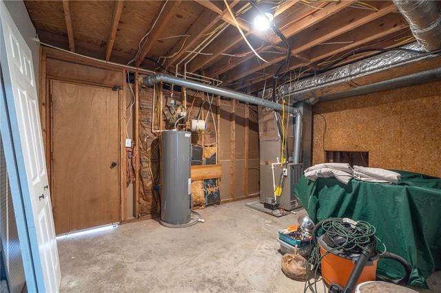 5027 Post Road Court, Stone Mountain, GA 30088