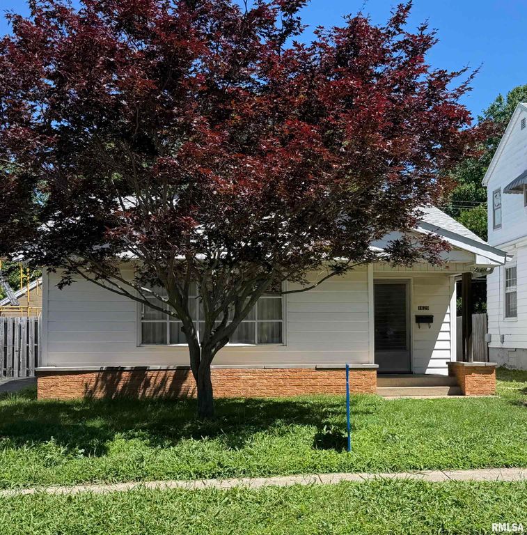 1629 W CAPITOL Avenue, Springfield, IL 62704
