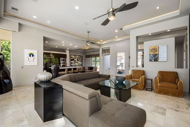 196 Loch Lomond Road, Rancho Mirage, CA 92270