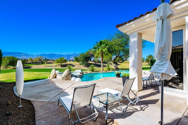 196 Loch Lomond Road, Rancho Mirage, CA 92270