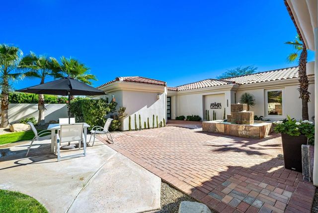 196 Loch Lomond Road, Rancho Mirage, CA 92270